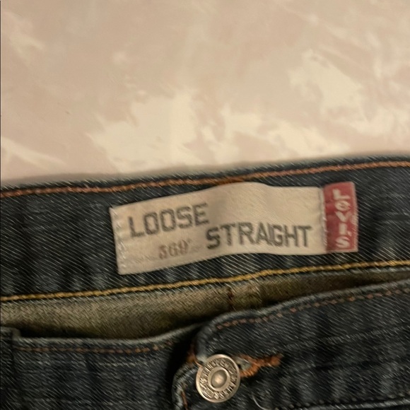 Levi's Men's 569 Dark Blue Jeans Size W40 L30 - Picture 2 of 4